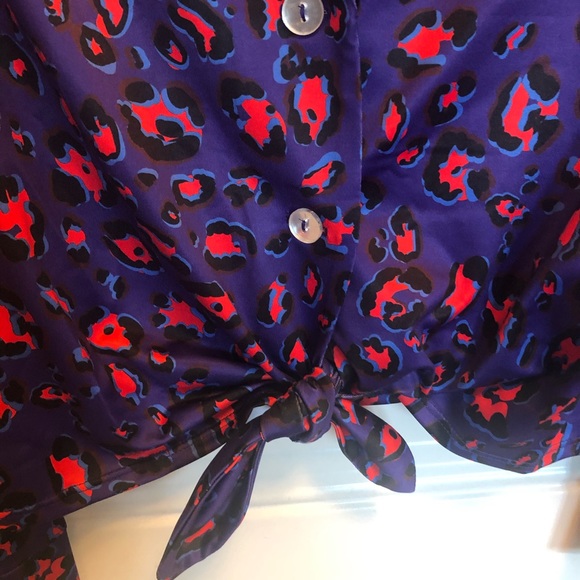 Terez Electric Cheetah Tie-Front Button Down Top - Picture 8 of 16